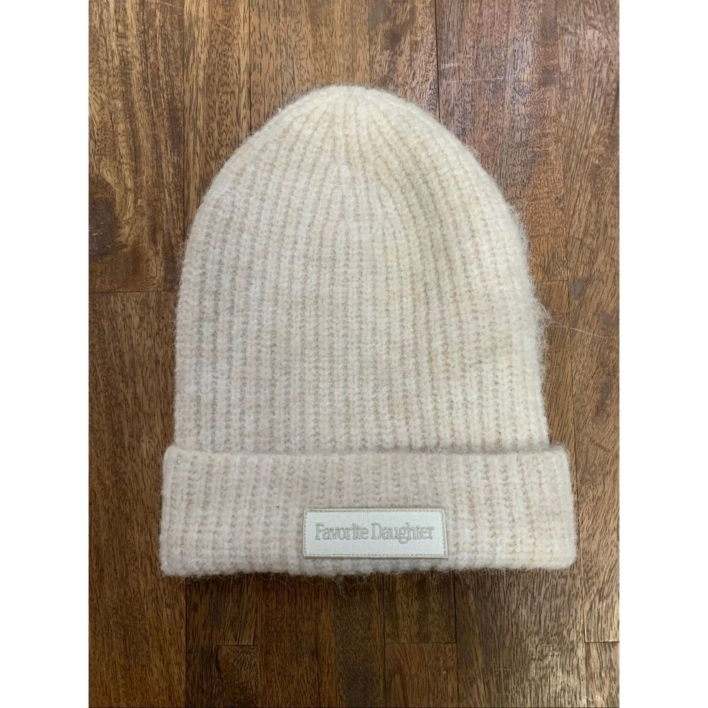 NWT Favorite Daughter The Logo Patch Rib Beanie